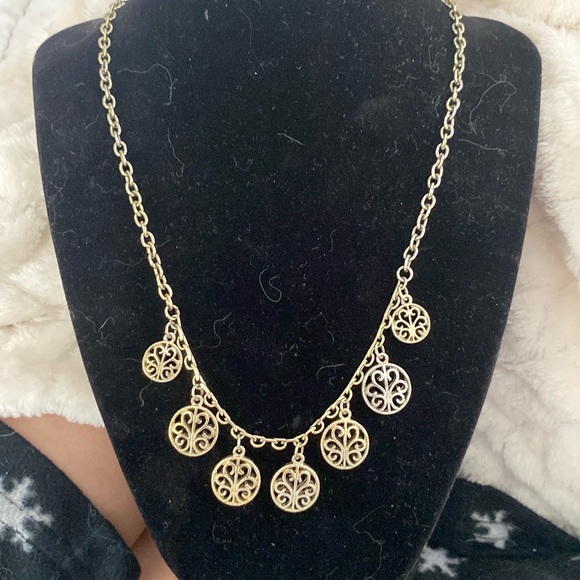 1928 Jewelry Round Open Lattice Pendant Necklace For Women 8+ 3" Extender - Picture 2 of 4